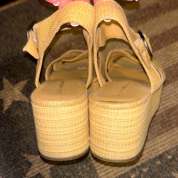 Lucky Brand Tan Wedge Jute Platform Sandals Criss-Cross Straps & Ankle Buckle 9M - Picture 7 of 14